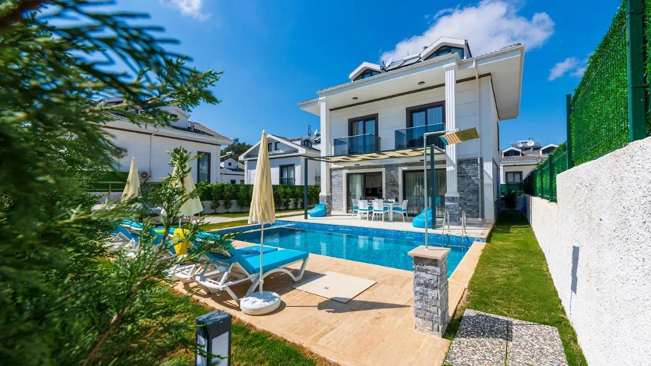 Hisar 2 - 4 Bedroom Holiday Villa In Hisaroenue Fethiye